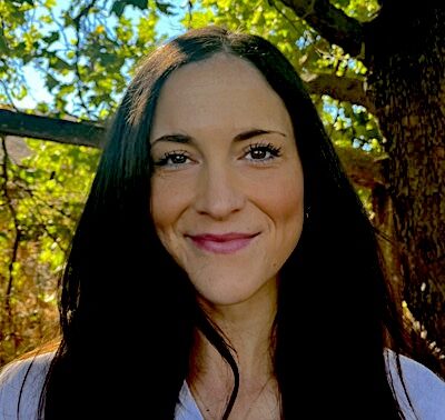 Muir Wood staff supporting teen mental health treatment and recovery mimi o