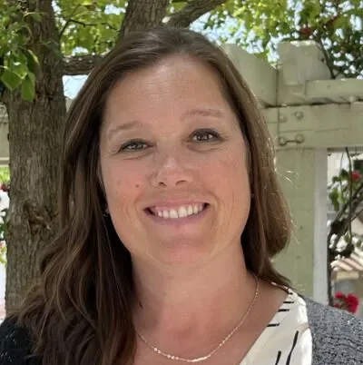 Muir Wood staff supporting teen mental health treatment and recovery