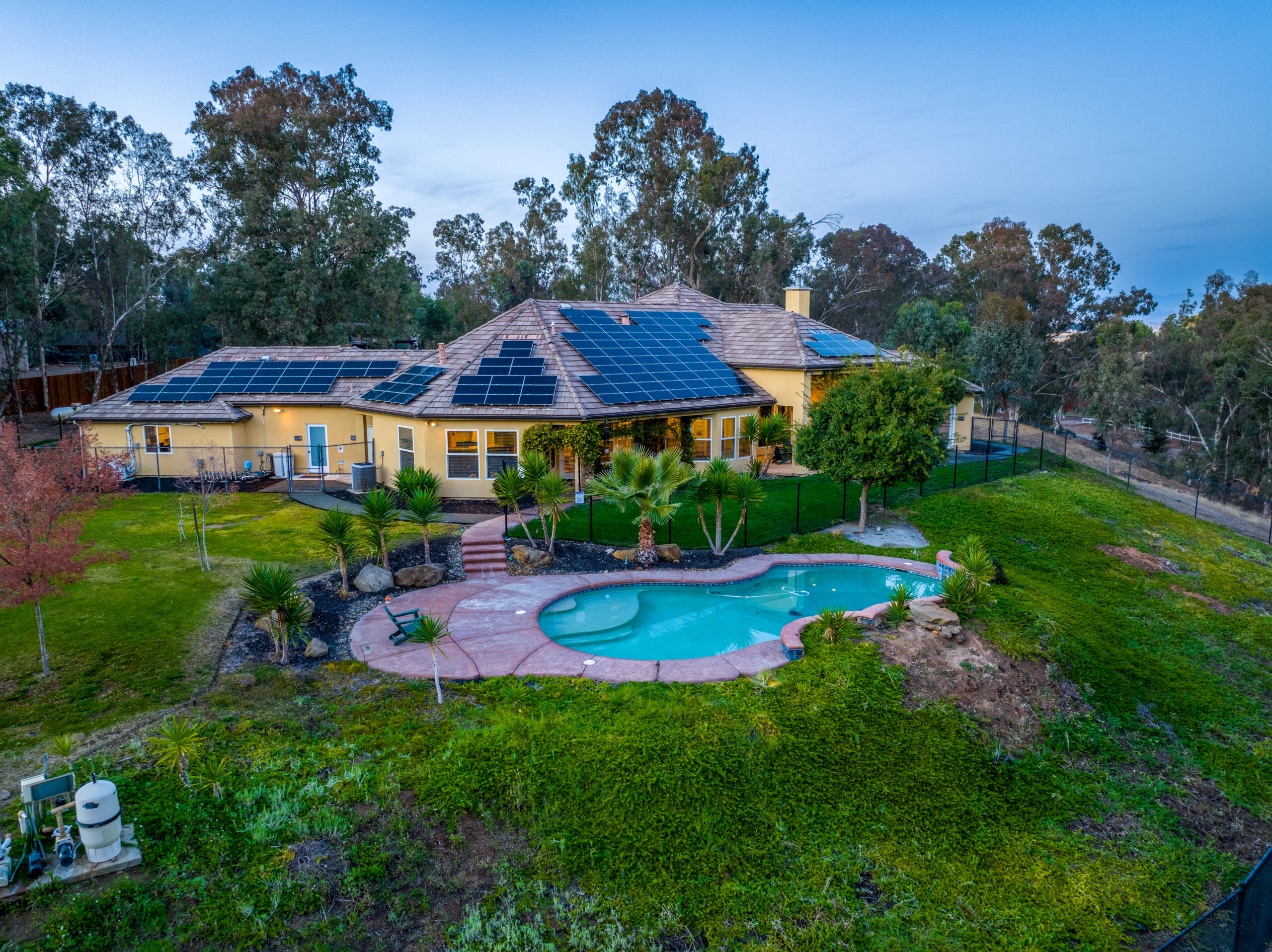 makena dual diagnosis campus for teen girls substance use addiction mental health residential treatment clovis ca