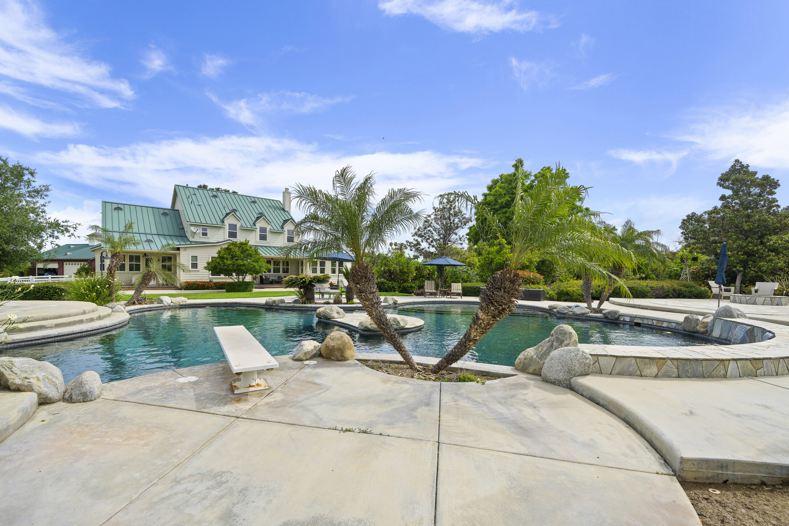 bradley teen residential treatment with pool serving colorado families